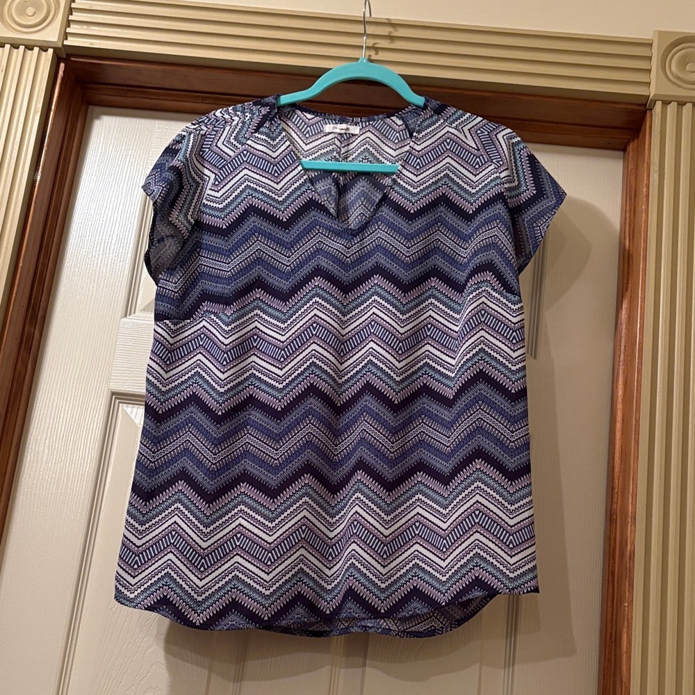 Maurices Blue and White Chevron Blouse